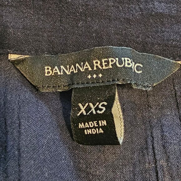 Women's Banana Republic Tiered Navy Blue Long Sleeve Button Front Blouse - Picture 2 of 9